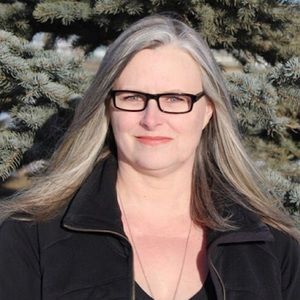 Meet your Posher, Jillian